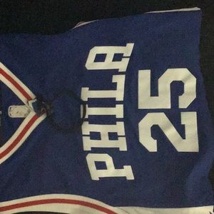 Phila 25 small comes with homemade bracelets